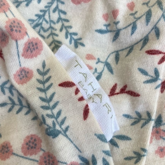 Tahari Baby Girls Summer Bodysuit /Onsie & Pant Set Ivory Floral Print Sz 0-3 mo - Picture 13 of 13